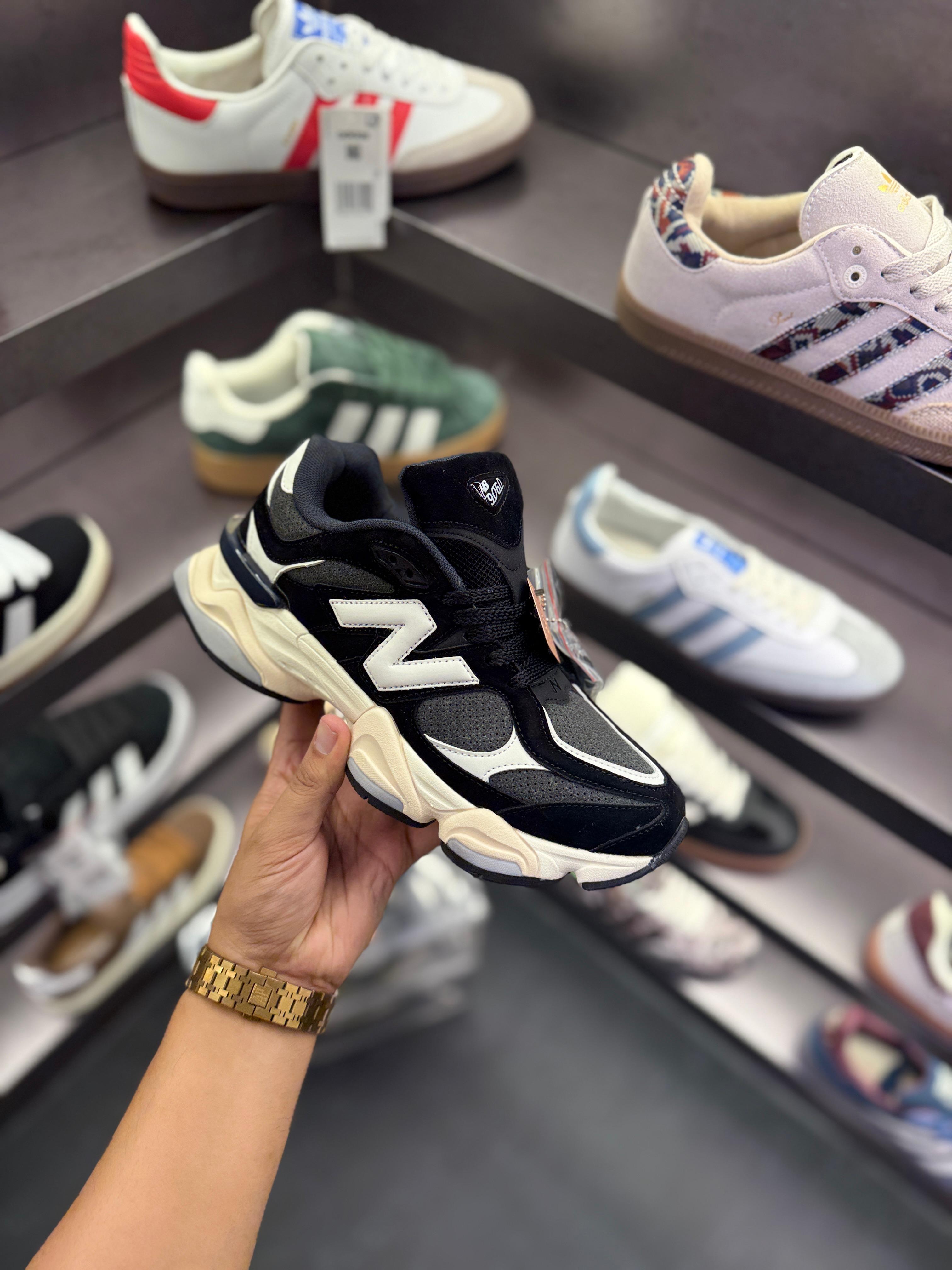New Balance 9060 - Black & White Oreo