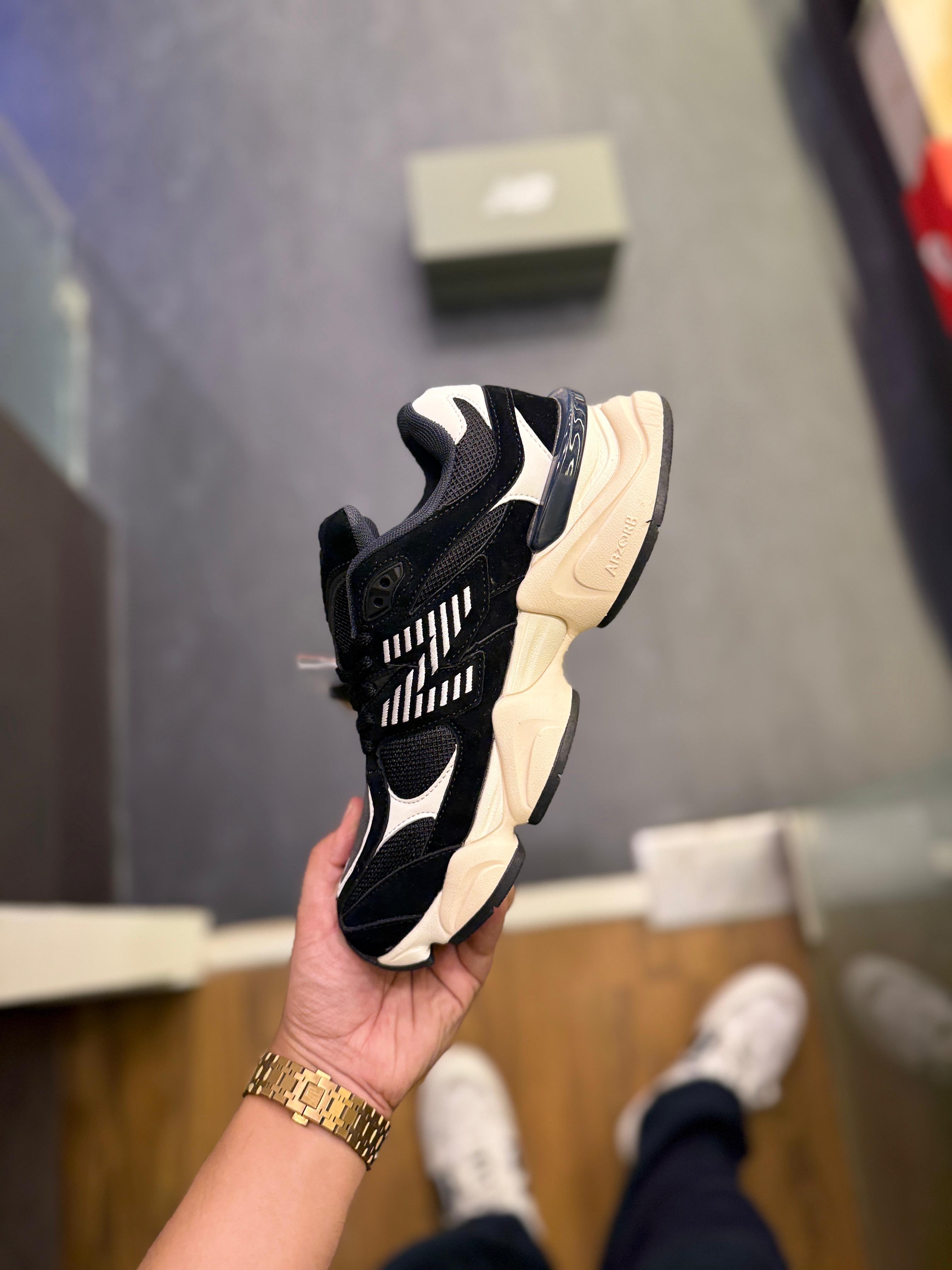 New Balance 9060 - Black & White Oreo